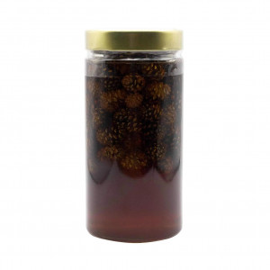 Варення з молодих соснових шишок